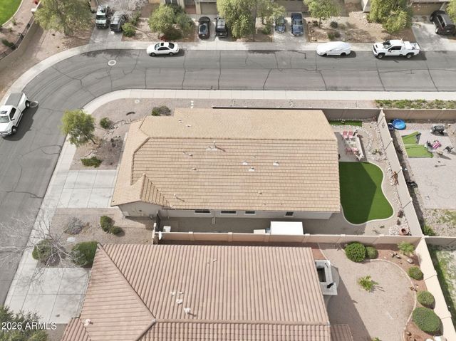 332 W SEVEN SEAS Drive, Casa Grande, AZ 85122