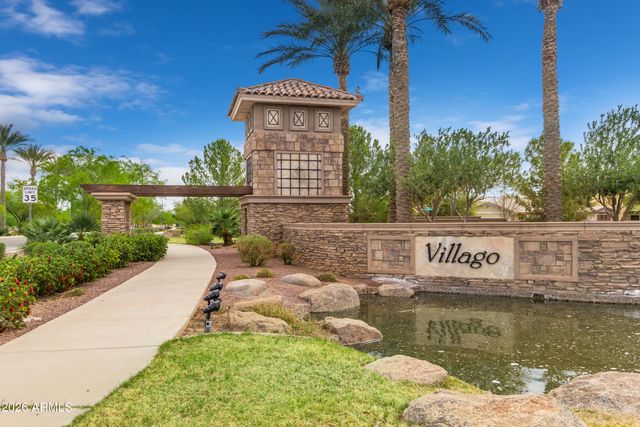 332 W SEVEN SEAS Drive, Casa Grande, AZ 85122