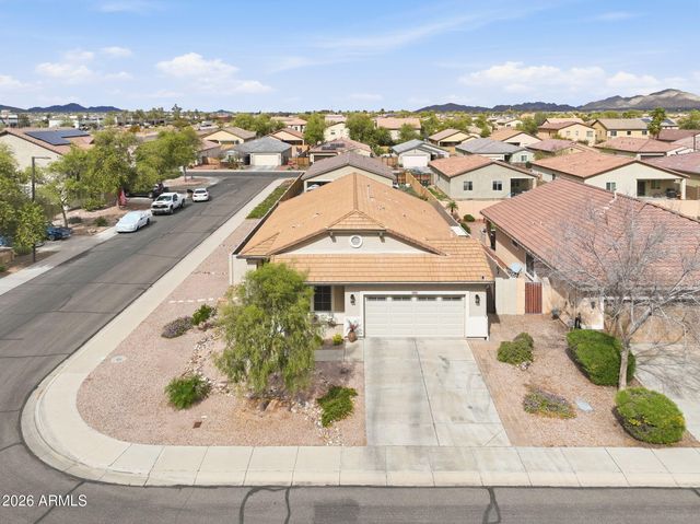 332 W SEVEN SEAS Drive, Casa Grande, AZ 85122