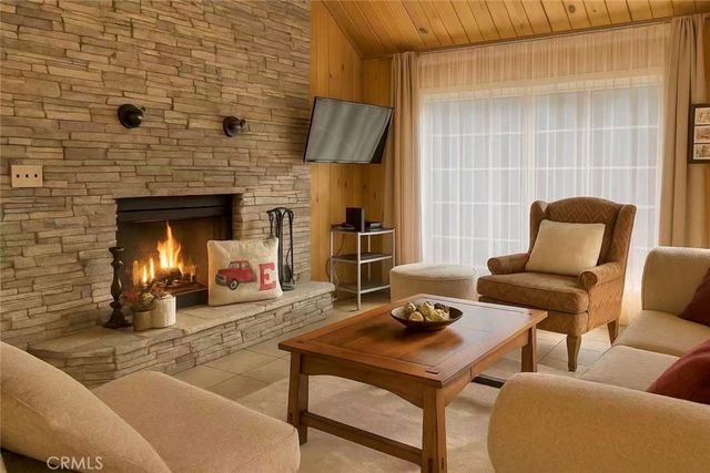 39050 Willow Landing, Big Bear Lake, CA 92315