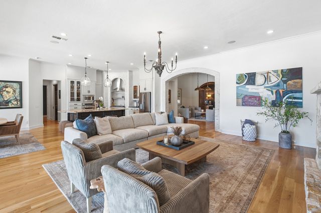 1005 Forest Lake Circle, Mckinney, TX 75072