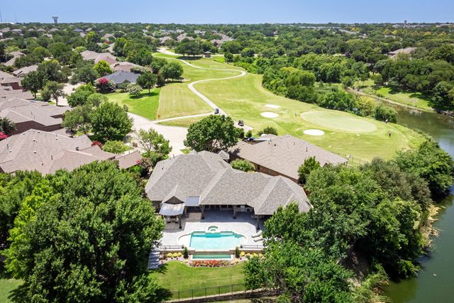 1005 Forest Lake Circle, Mckinney, TX 75072