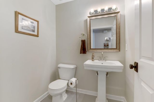 547 S Market Street, Lithopolis, OH 43136