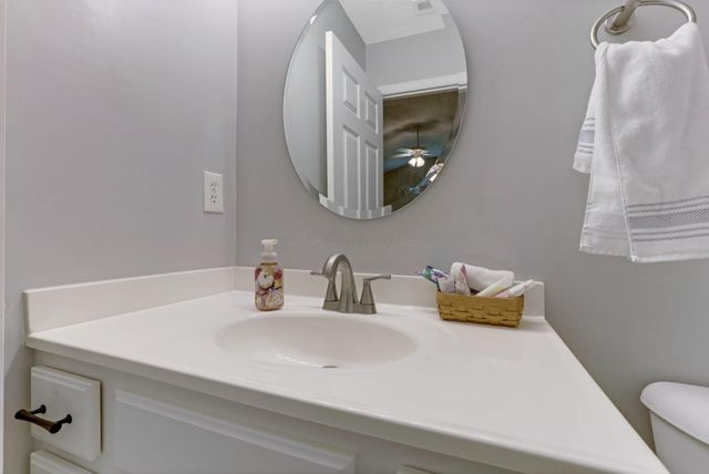547 S Market Street, Lithopolis, OH 43136