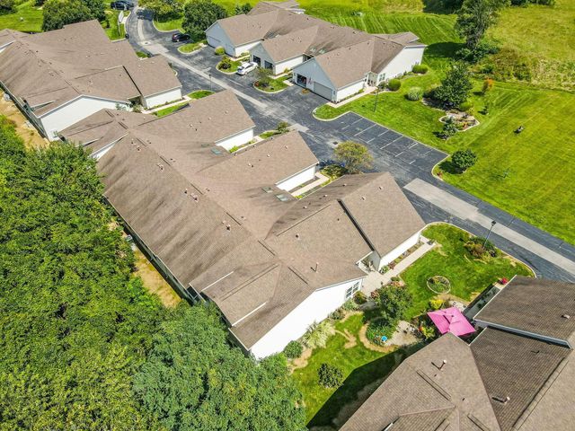 547 S Market Street, Lithopolis, OH 43136