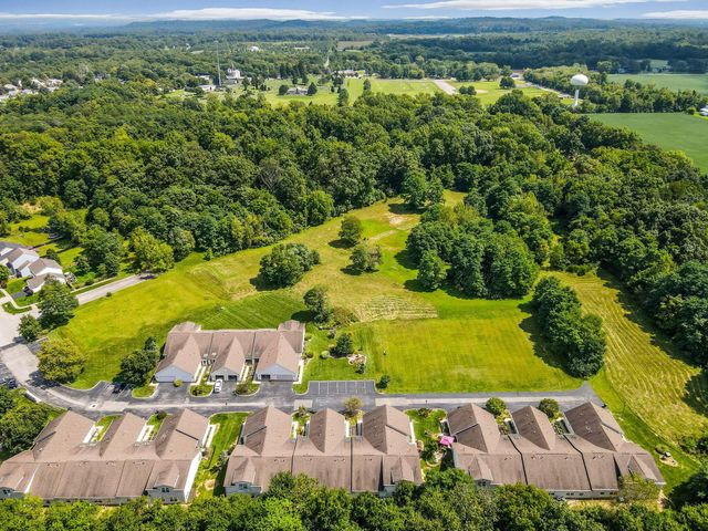 547 S Market Street, Lithopolis, OH 43136