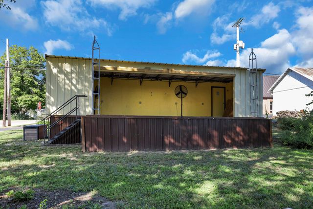 547 S Market Street, Lithopolis, OH 43136