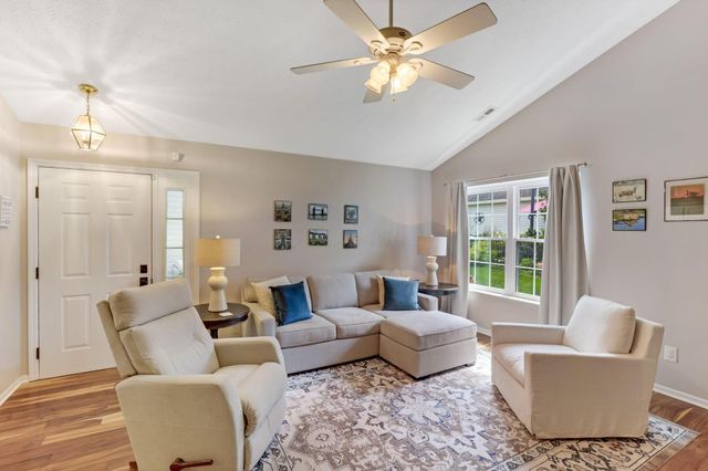 547 S Market Street, Lithopolis, OH 43136