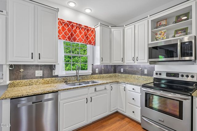 2300 Clerestory Place, Raleigh, NC 27615