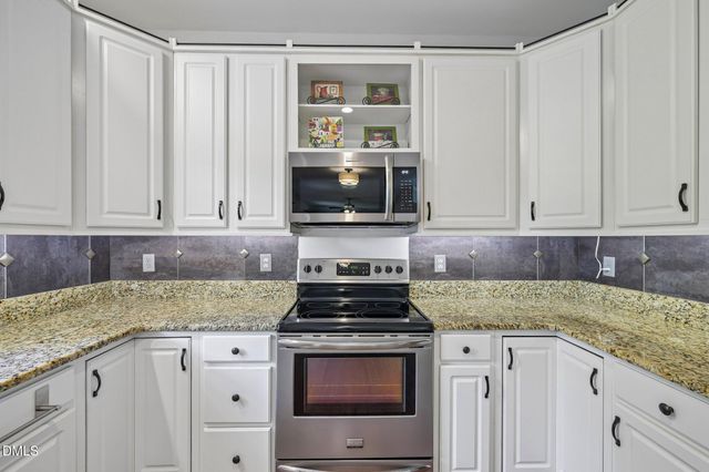 2300 Clerestory Place, Raleigh, NC 27615