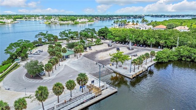 1931 Danford ST, Naples, FL 34112