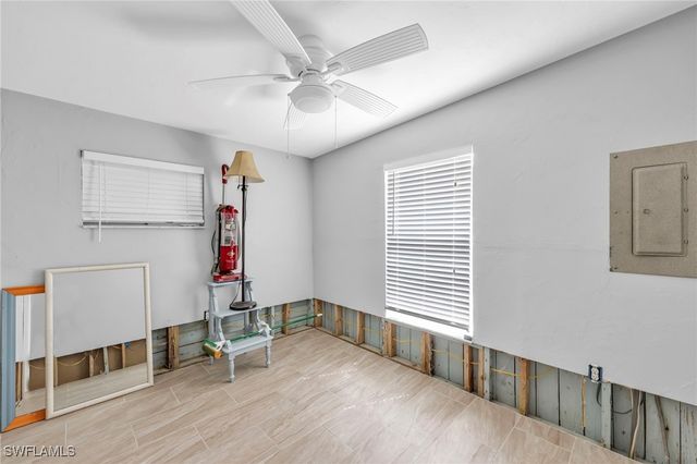 1931 Danford ST, Naples, FL 34112