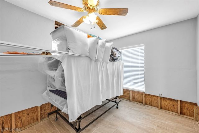 1931 Danford ST, Naples, FL 34112