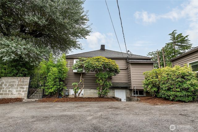 27003 124th Avenue SE, Kent, WA 98030