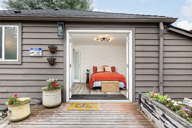 27003 124th Avenue SE, Kent, WA 98030