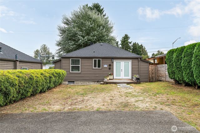 27003 124th Avenue SE, Kent, WA 98030