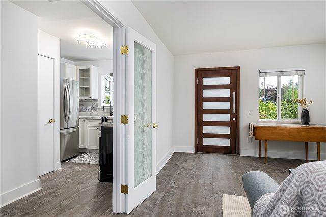 27003 124th Avenue SE, Kent, WA 98030