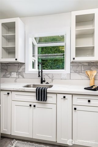 27003 124th Avenue SE, Kent, WA 98030