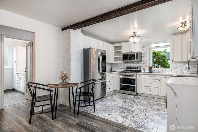 27003 124th Avenue SE, Kent, WA 98030