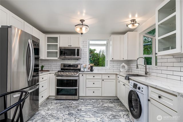 27003 124th Avenue SE, Kent, WA 98030