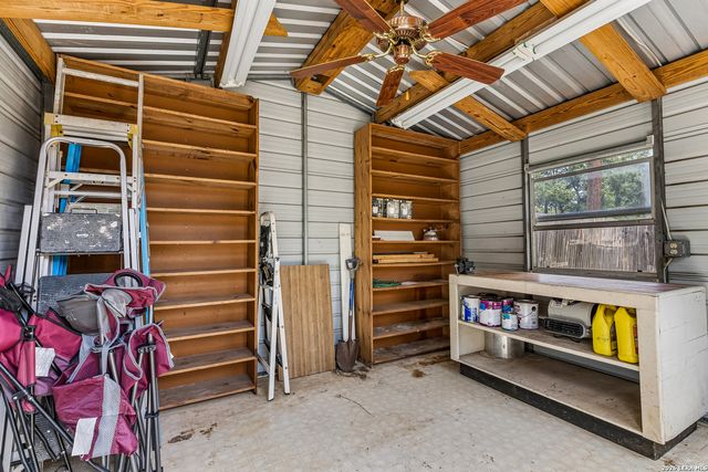 115 Springwood Ln, San Antonio, TX 78216