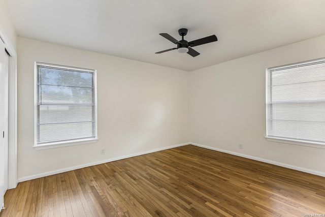 115 Springwood Ln, San Antonio, TX 78216