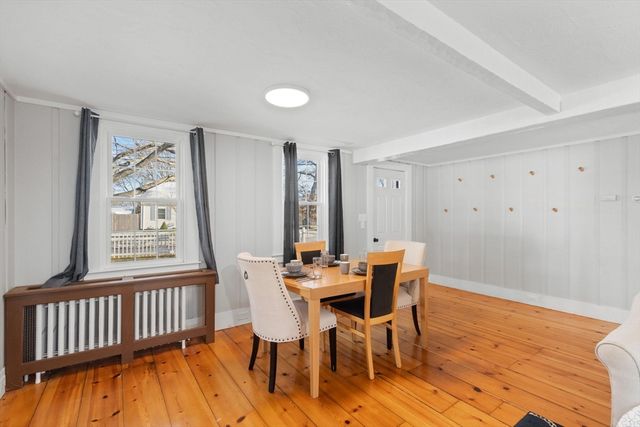 32 Woodside Ave, Wareham, MA 02532