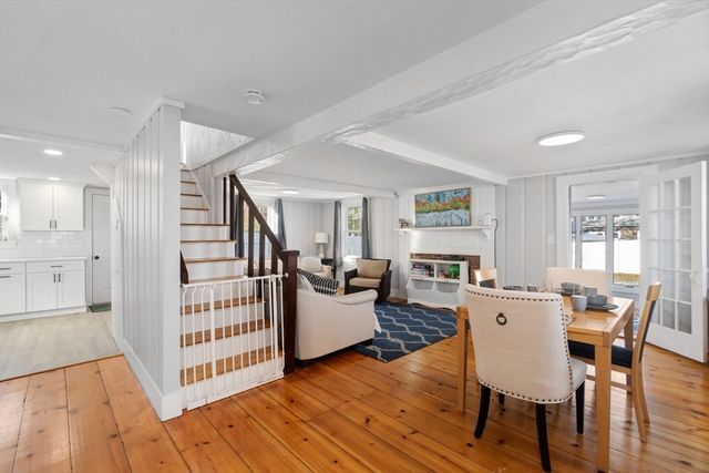 32 Woodside Ave, Wareham, MA 02532