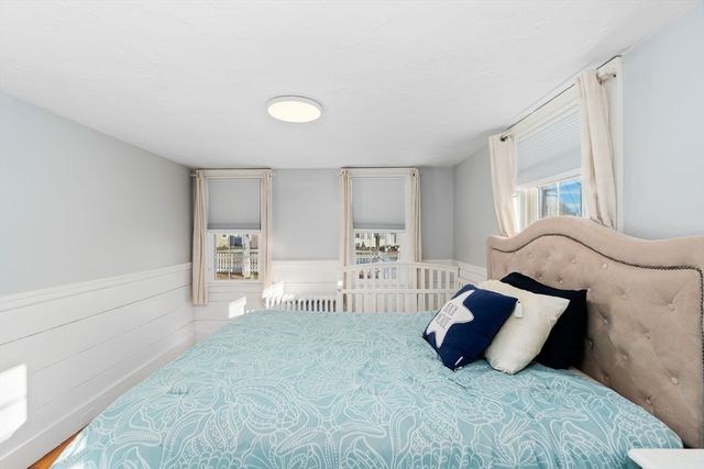 32 Woodside Ave, Wareham, MA 02532