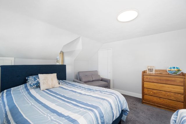 32 Woodside Ave, Wareham, MA 02532