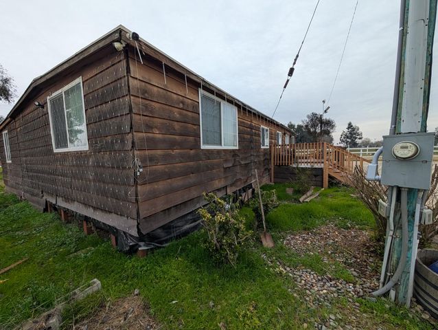 4142 Albers Rd, Oakdale, CA 95361