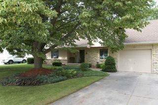 16 GREVES COURT, Appleton, WI 54914