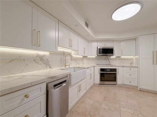 1111 Crandon Blvd C1104 C1104, Key Biscayne, FL 33149
