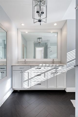 220 Mimosa Drive, East Hills, NY 11576