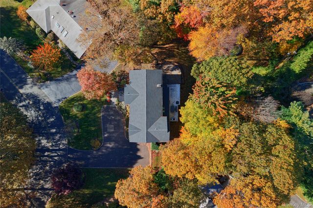 220 Mimosa Drive, East Hills, NY 11576