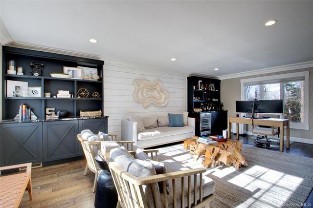 220 Mimosa Drive, East Hills, NY 11576