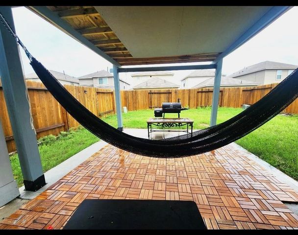 6543 Macroom Meadows Lane, Houston, TX 77048