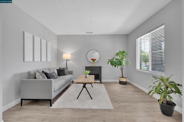 351 Bloomington Ln, Brentwood, CA 94513