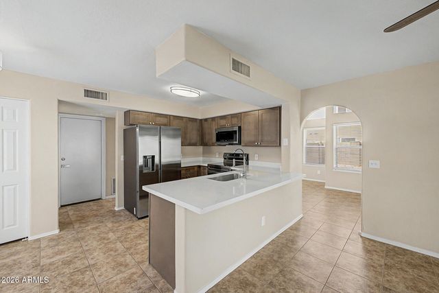 3110 E COTTONWOOD Lane, Phoenix, AZ 85048