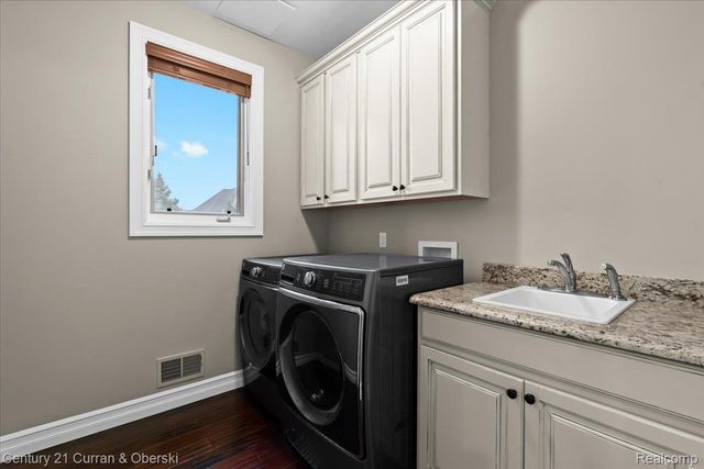 46782 Merion Circle, Northville, MI 48168