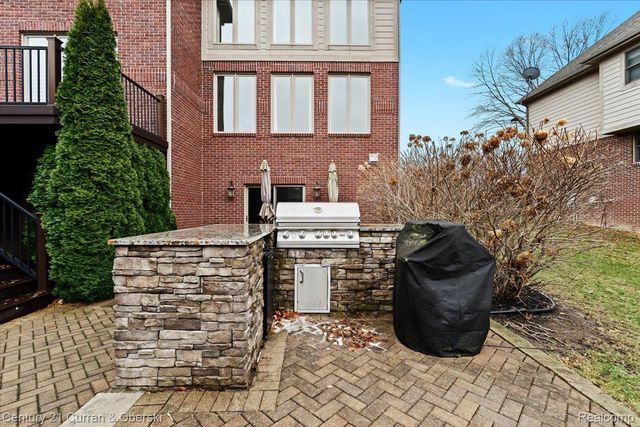 46782 Merion Circle, Northville, MI 48168