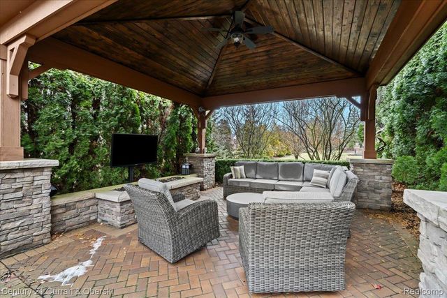 46782 Merion Circle, Northville, MI 48168