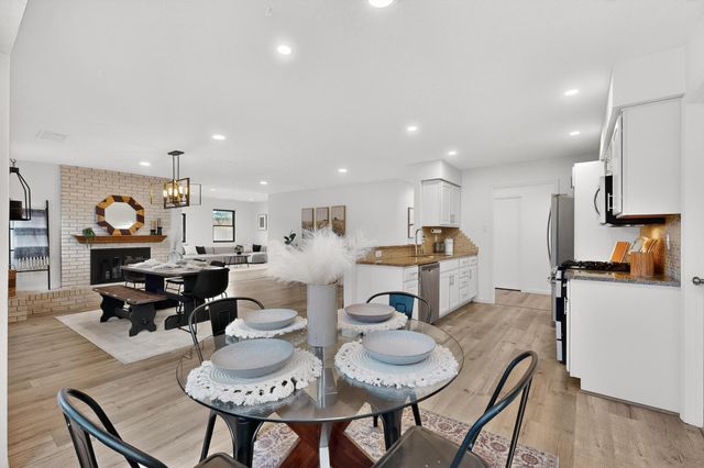 5809 Open Sky Drive NW, Albuquerque, NM 87120