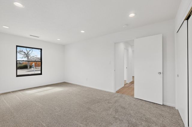 5809 Open Sky Drive NW, Albuquerque, NM 87120