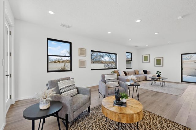 5809 Open Sky Drive NW, Albuquerque, NM 87120