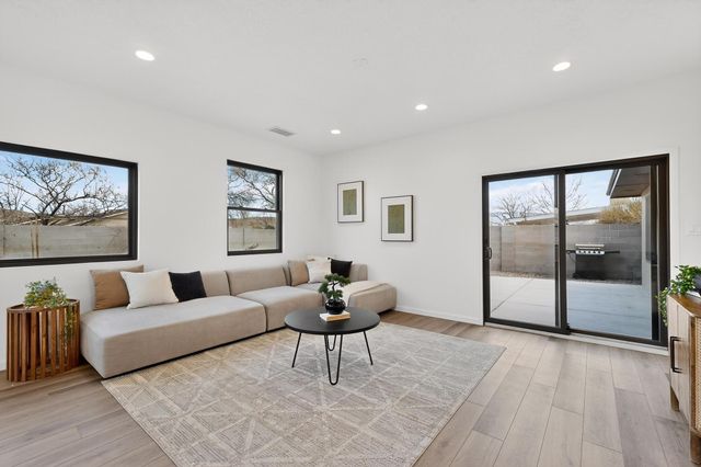 5809 Open Sky Drive NW, Albuquerque, NM 87120