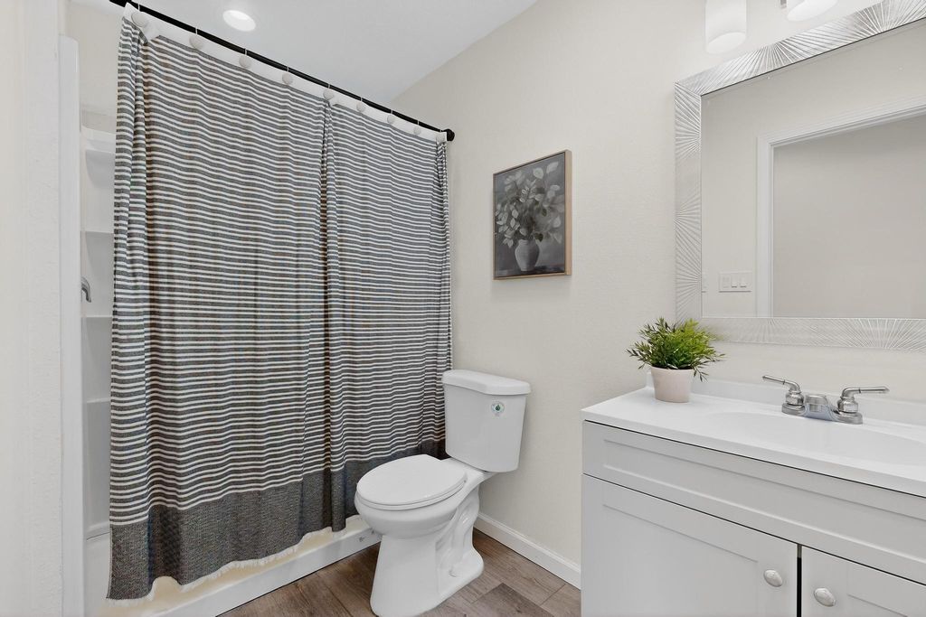 Image 22 of property listing at 5809 Open Sky Drive NW, Albuquerque, NM 87120