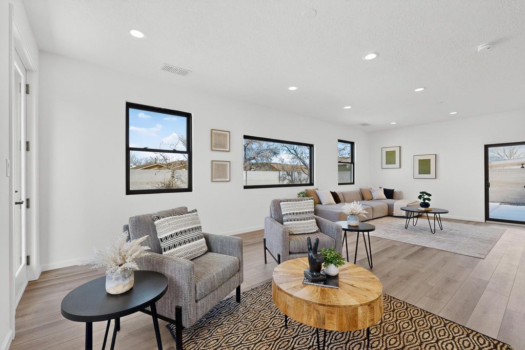 Image 41 of property listing at 5809 Open Sky Drive NW, Albuquerque, NM 87120