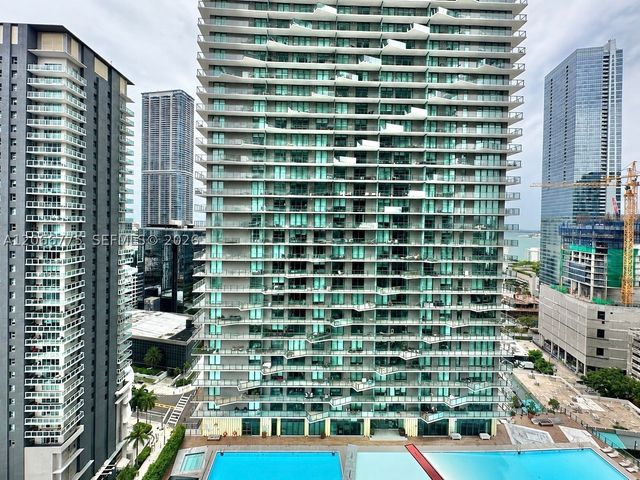 60 SW 13 ST 2220, Miami, FL 33130