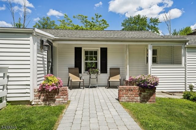 143 Mendham Rd, Mendham Twp., NJ 07945